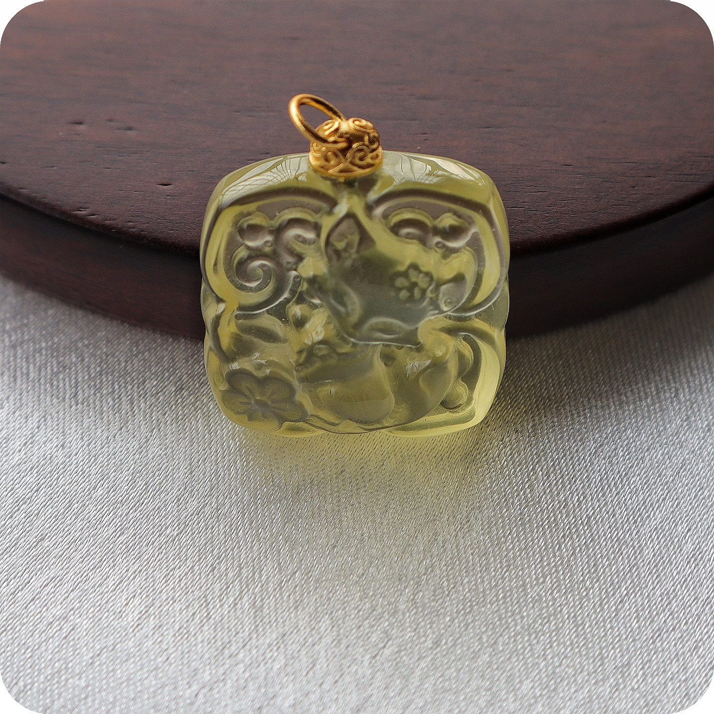 水善谣雕刻九尾狐黄水晶吊坠项链