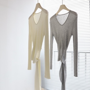 小众温婉 莱赛尔天丝肌理感秋新品坑条镂空露腰系带U领长袖女针织