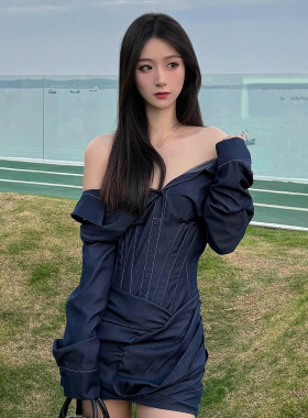 辣妹性感一字肩牛仔连衣裙女夏季新款绝美气质收腰显瘦包臀短裙子