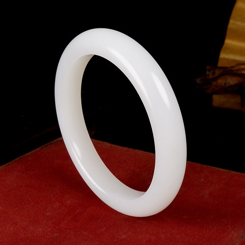 和田羊脂白玉手镯女款59.5mm