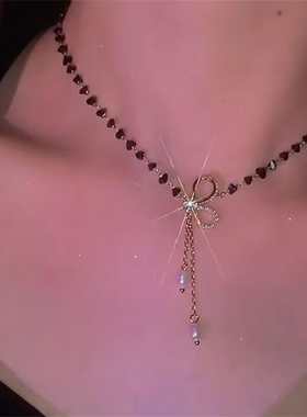2025年新款蝴蝶结锆石项链轻奢百搭黑水晶锁骨链淡水珍珠项链