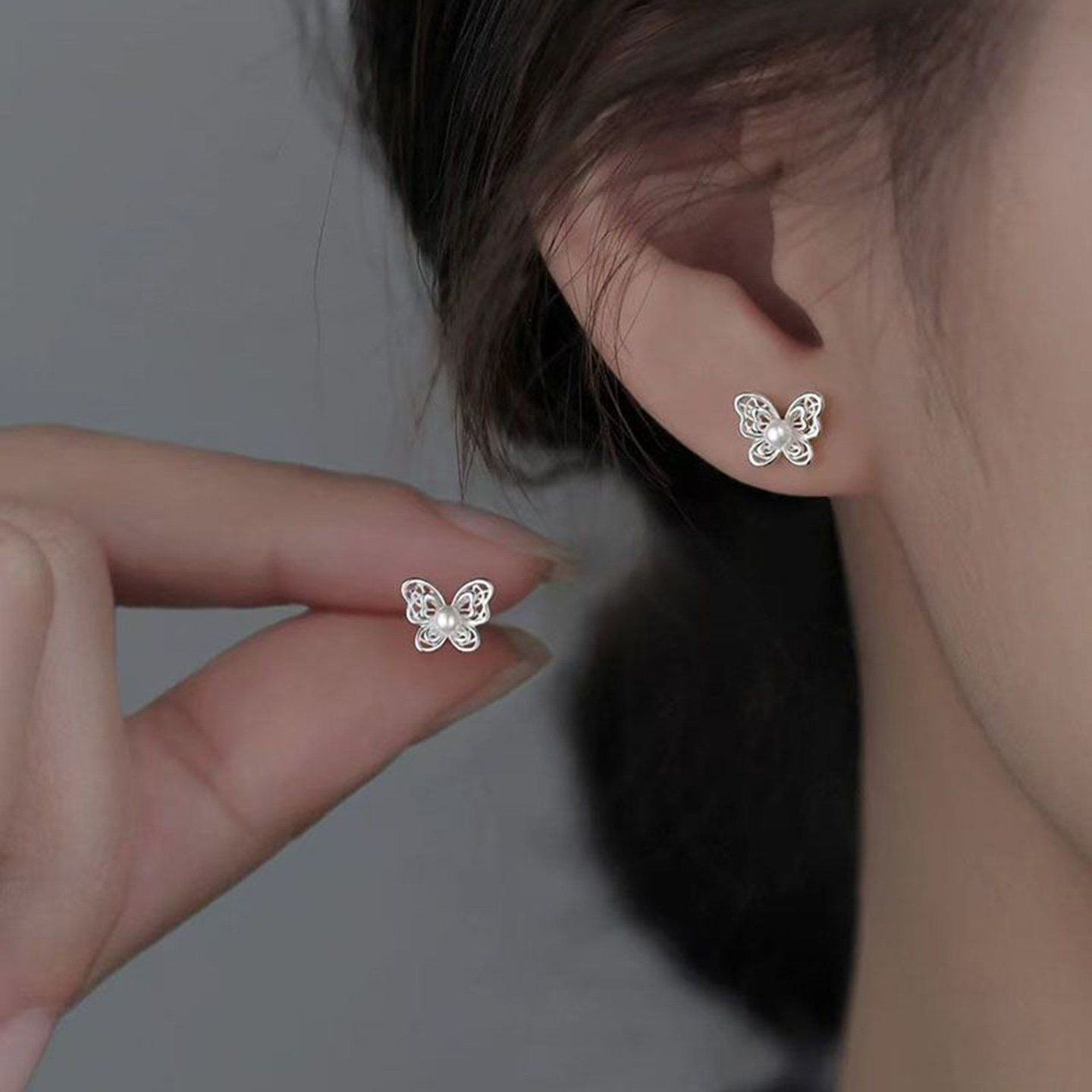 珍珠镂空蝴蝶螺丝耳钉女甜美精致耳骨钉气质小众设计高级感耳环