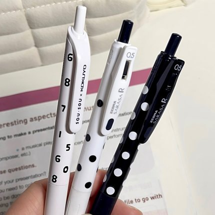 日本KOKUYO国誉sousou中性笔黑白杆波点联名斑马笔学生用刷题笔