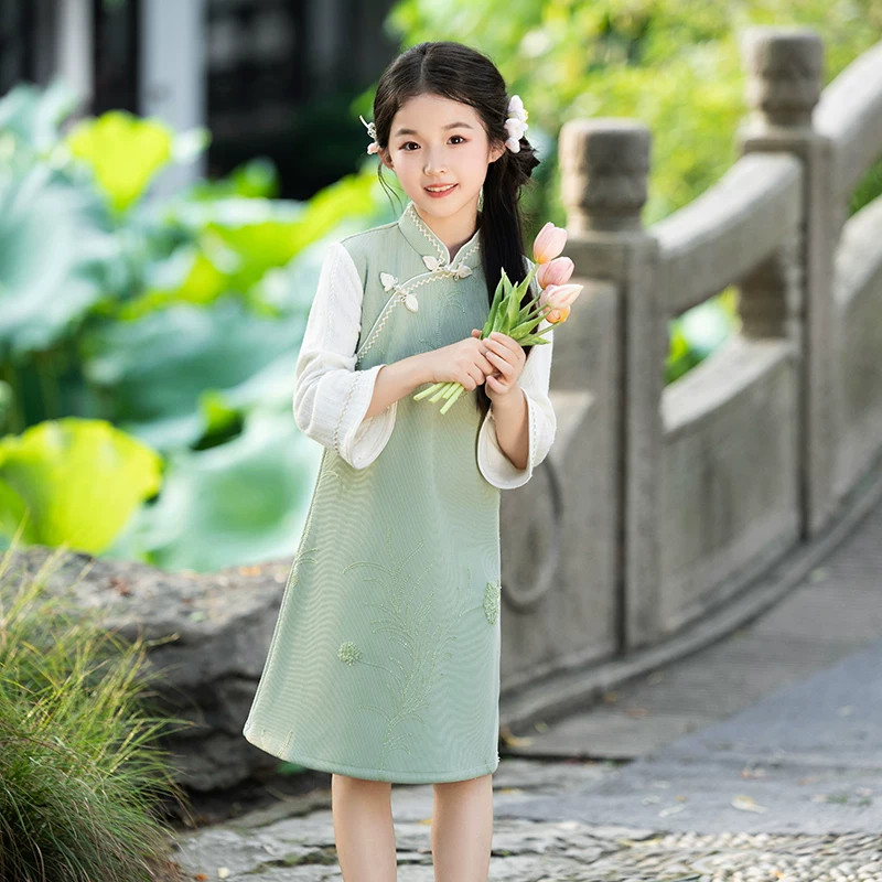 女童苏州旗袍连衣裙秋装2026新款小女孩国风唐装儿童中式礼服绿色图片