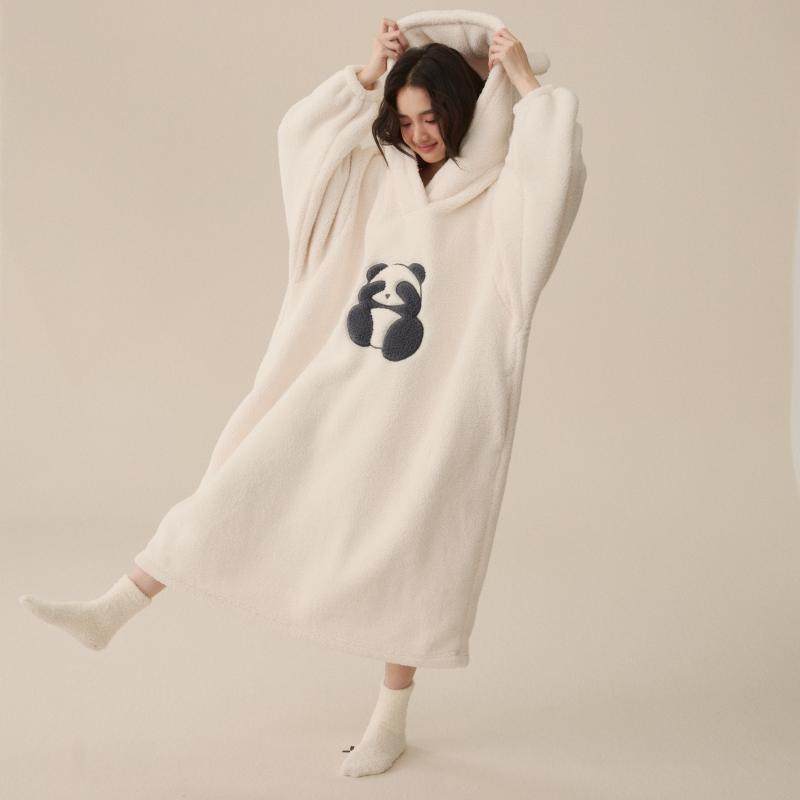 冬季加厚保暖珊瑚绒连帽睡裙