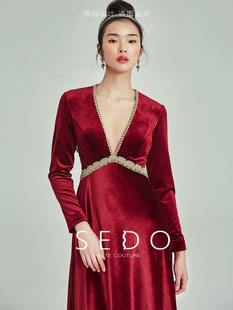 红色丝绒礼服裙2021晚装 A字裙简约敬酒年会走秀主持原创设计定制