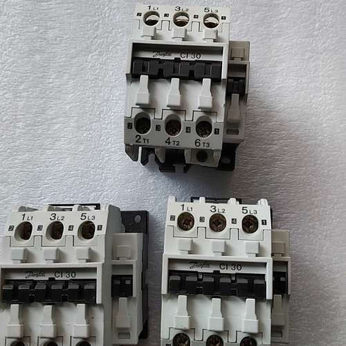 丹佛斯接触器TyPe，Cl30（40A）。220v，EN一6