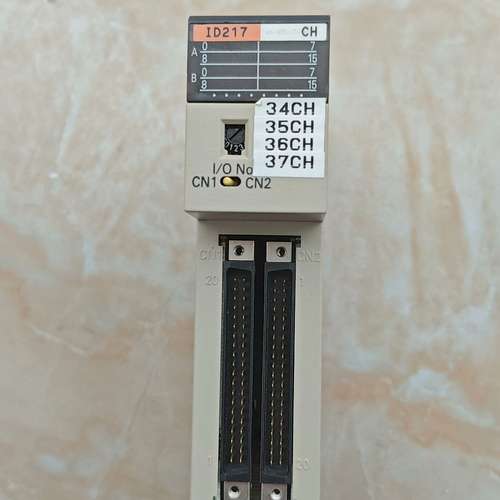 欧姆龙模块C200H-ID217，成色如图。
