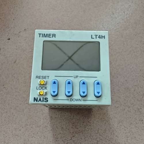 数字定时器ATL5171，型号LT4HT-DC24VS，