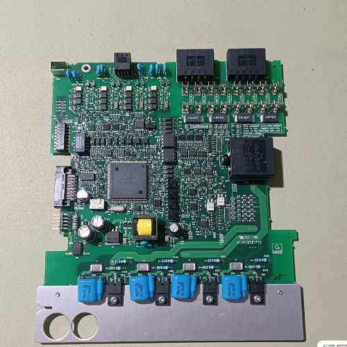 UC4RCB2817Y2  现货实物拍摄 议价
