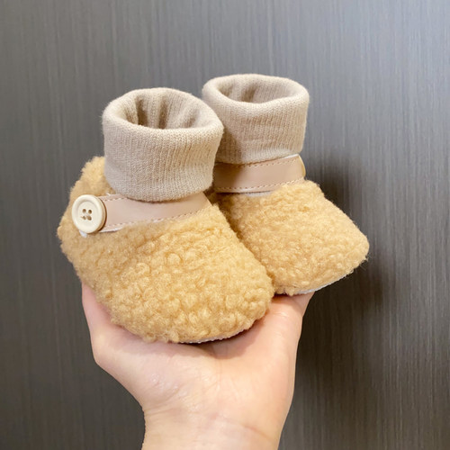 婴儿鞋男女宝宝加绒春秋保暖鞋袜脚套可爱软底防掉步前鞋0-1岁
