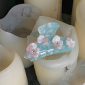 鲨鱼夹小众 适合发量少 ins风镶钻冰蓝发抓 透粉花朵抓夹半扎发