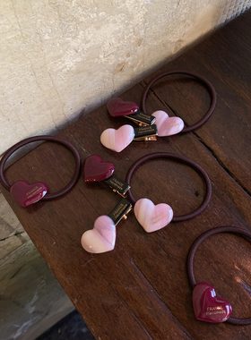 粉色爱心发饰 独特漂亮侧边发夹高级感精致小巧桃心鸭嘴夹皮筋