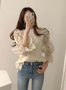 三小姐的咖啡喇叭袖两件套杏色衬衫韩版2026新款秋装女网纱蕾丝衫