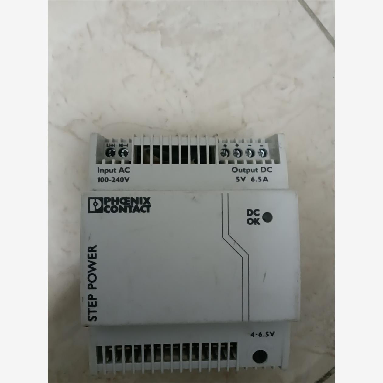 菲尼克斯D-32825  Blomberg电源一个。议价