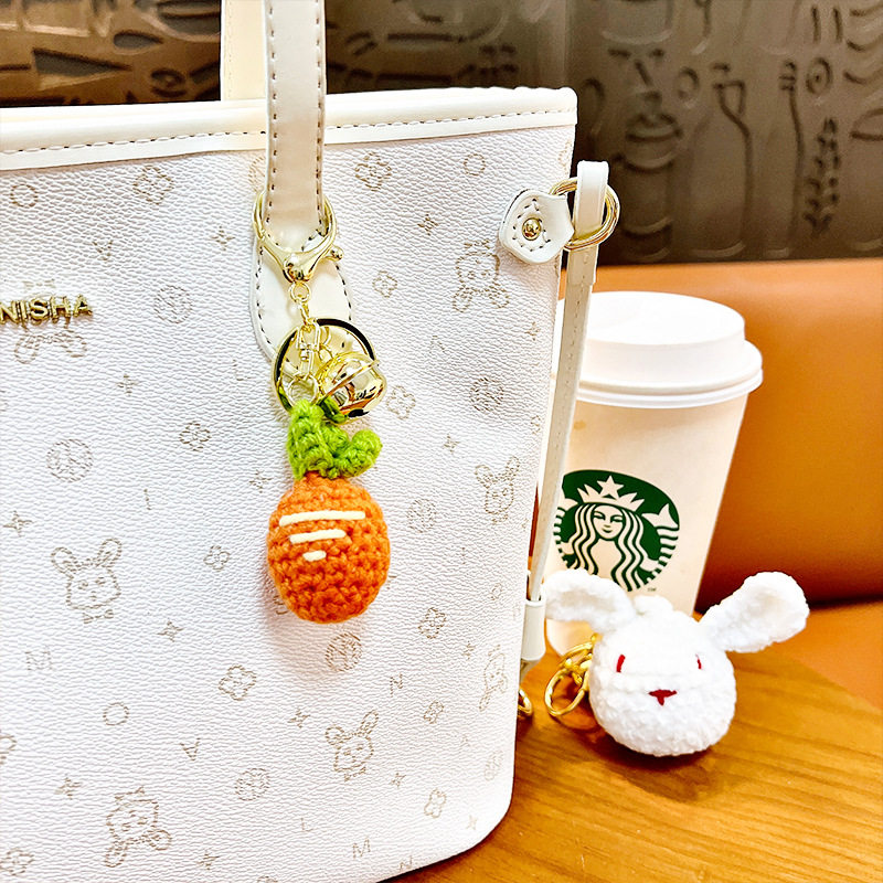 可爱钩织兔子钥匙扣挂件手工编织动物成品钥匙链抓娃娃机礼品,电动车/配件/交通工具,更多电动车零/配件,淘宝优惠券,粉丝福利购,淘宝优惠卷