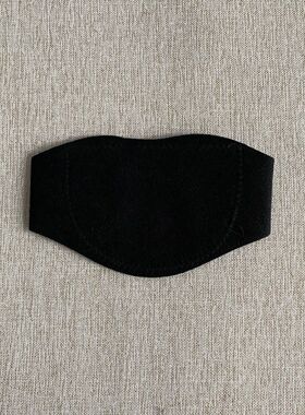 磁疗护颈带护颈带男女家用黑色颈托自发热突起磁石凸护颈