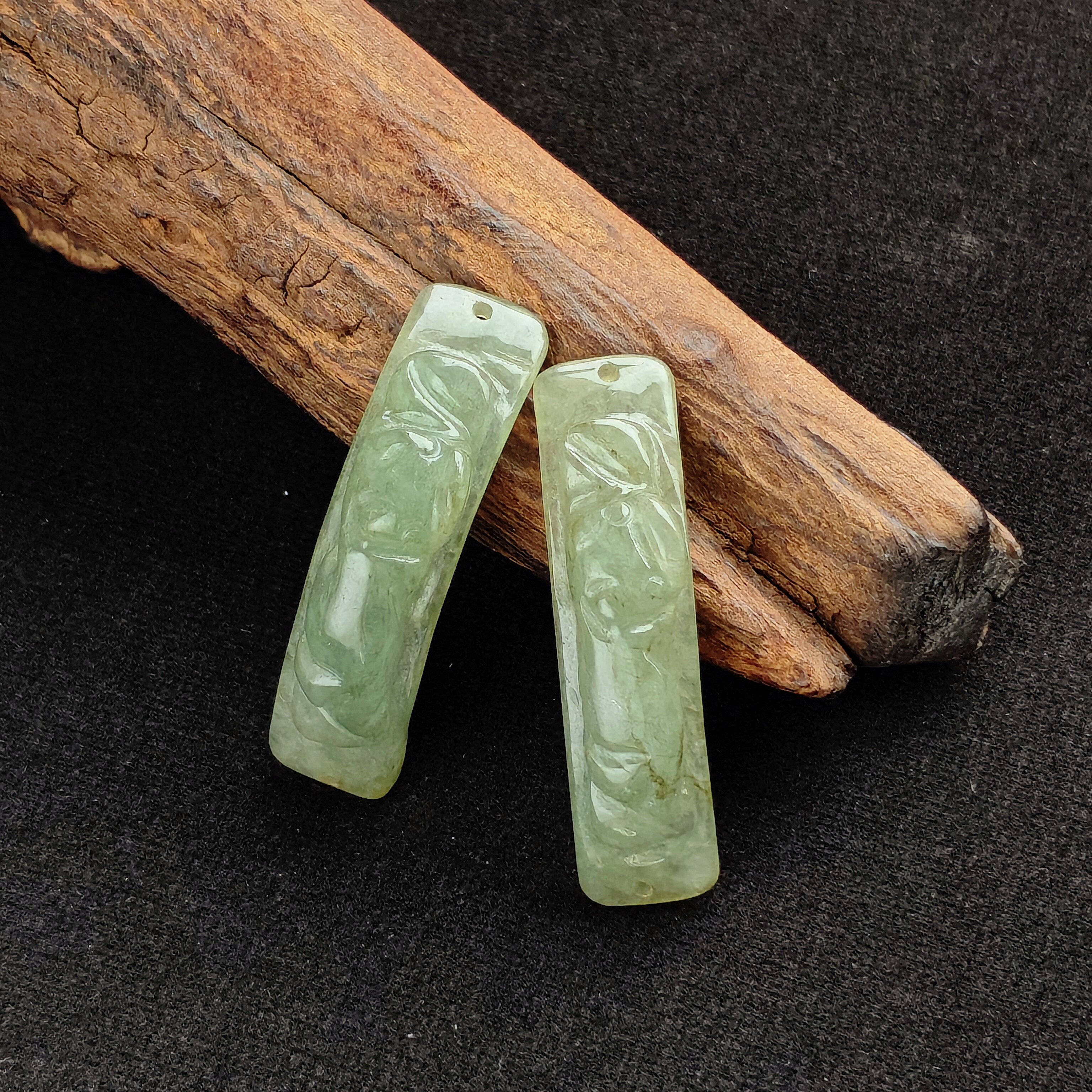缅甸A货冰透老油青翡翠貔貅牌