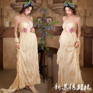 依媚坊孕妇写真复古油画风连衣裙