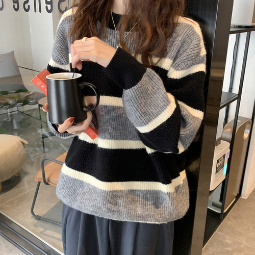 Pullover striped sweater women wear out in autumn and winter 2021 New Knitted Top loose lazy coat sweater