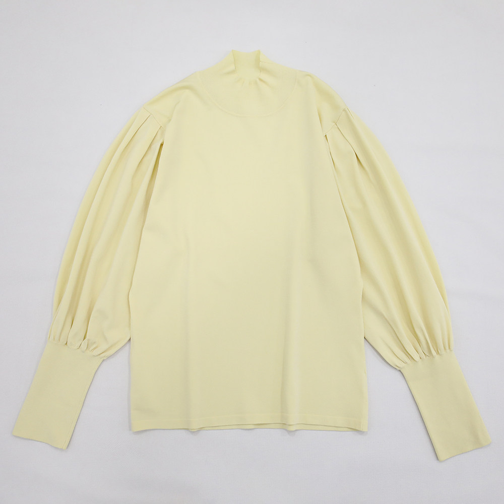 温柔暖黄高领灯笼袖宽松版型细腻针织柔软舒适24早春高穿搭率毛衣