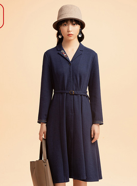 渔牌女装秋款连衣裙新款羊毛料西装领开扣休闲连衣裙FGEC0041