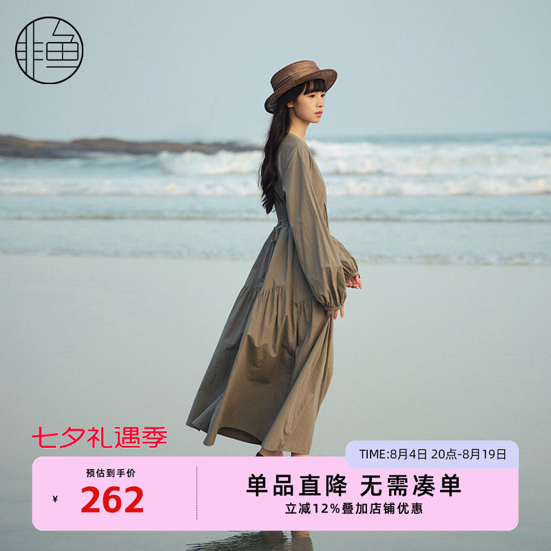 非鱼2025春季新款文艺复古连衣裙系带显瘦女裙子套头拼接中长裙