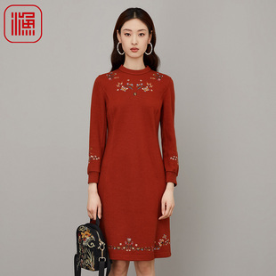 渔服饰裙子新款 女绒面棉休闲刺绣花连衣裙FGFD0025 秋冬季