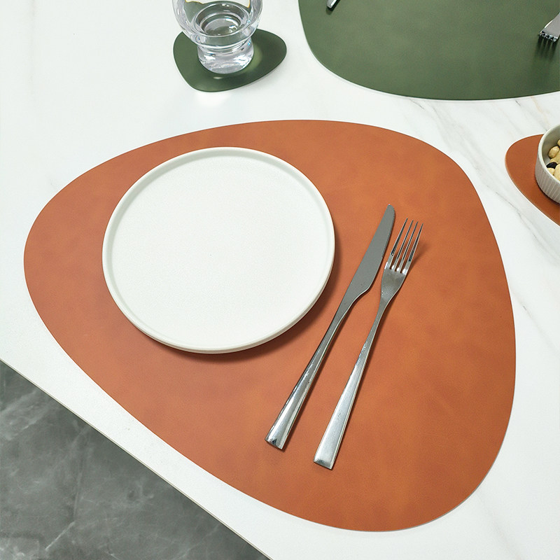 北欧风纯色异形餐垫防水防油桌垫