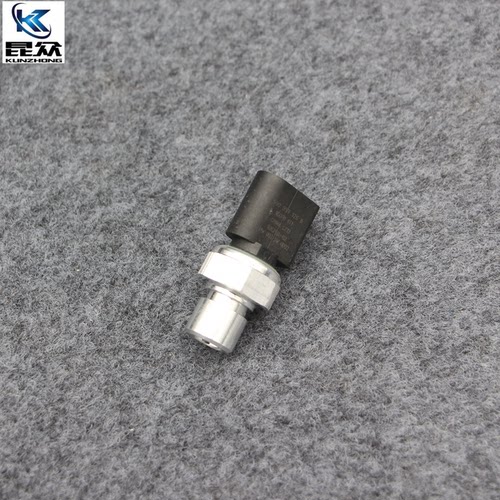 适用奥迪A4L A6LA5A7A8 Q5辉昂 途岳途锐空调压力开关传感器