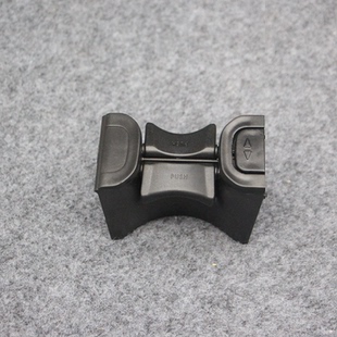 适配奔驰新A180L A200L A220L A35 GLB GLA/B扶手箱中间水杯架夹