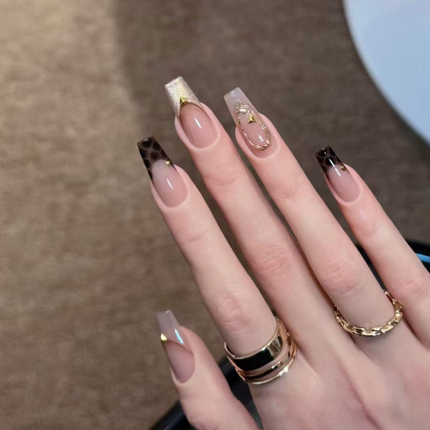 金咖叠境秋冬裸色猫眼手工穿戴甲