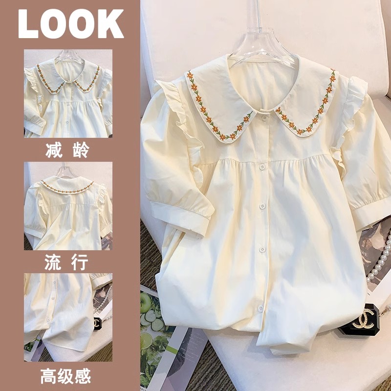 学院风日系复古娃娃领刺绣衬衫女