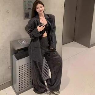 超大码重工烫钻条纹西装外套女秋季套装休闲阔腿长裤子两件套300