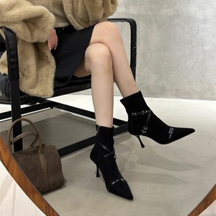疯狂星团~法式气质真皮黑色弹力高跟瘦瘦靴女皮带扣尖头时装短靴