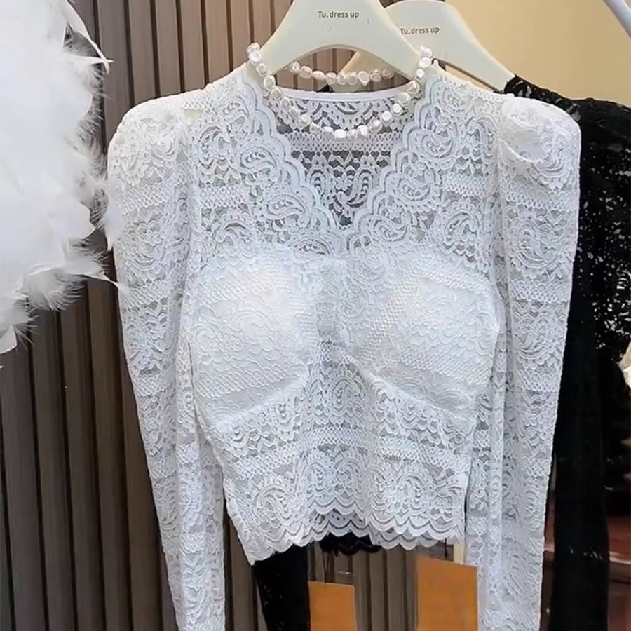 成熟御姐范蕾丝拼接印花打底衫