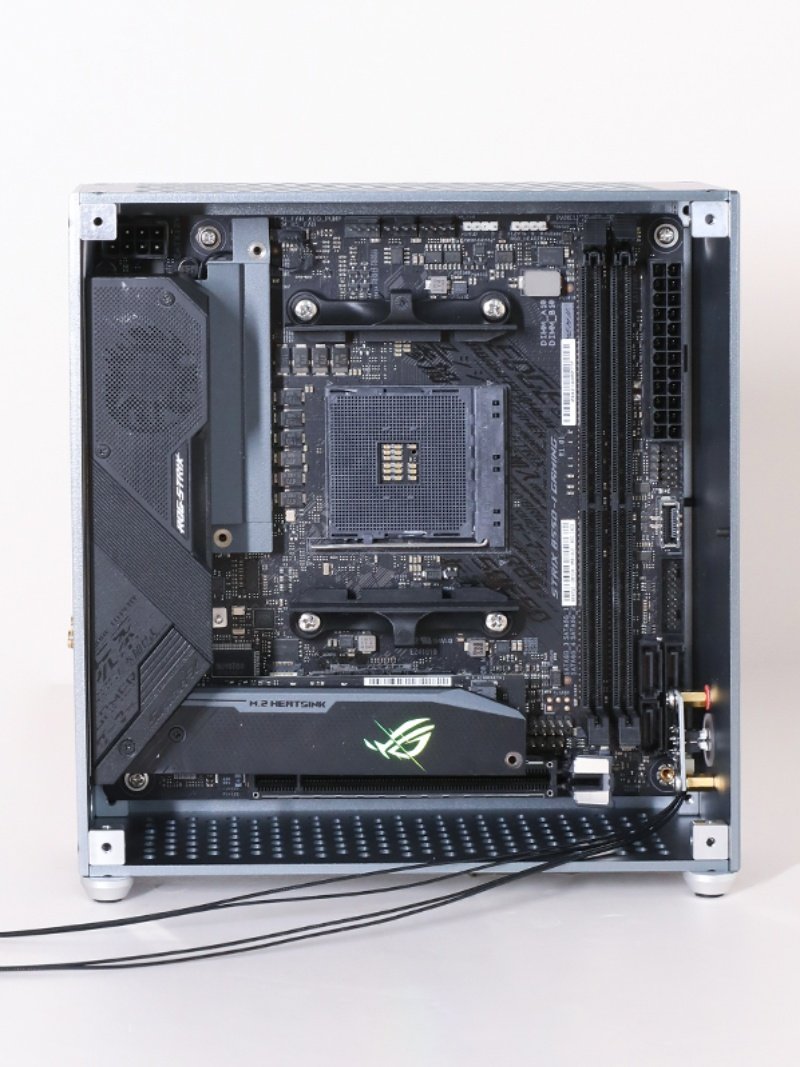 【现货】bug-h1 dc电源迷你核显itx机箱 结构紧凑 便携精致铝合金