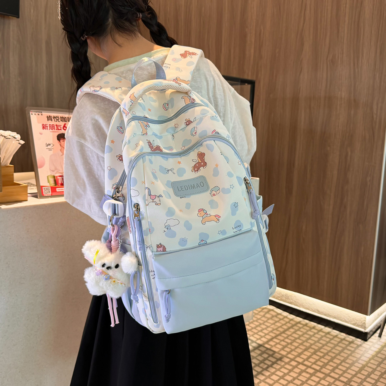 女生学院风轻便高颜值双肩书包