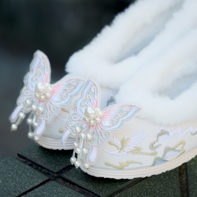 冬季古风汉服棉鞋子女绣花古装加绒加厚棉靴子明制宋制搭配马面裙