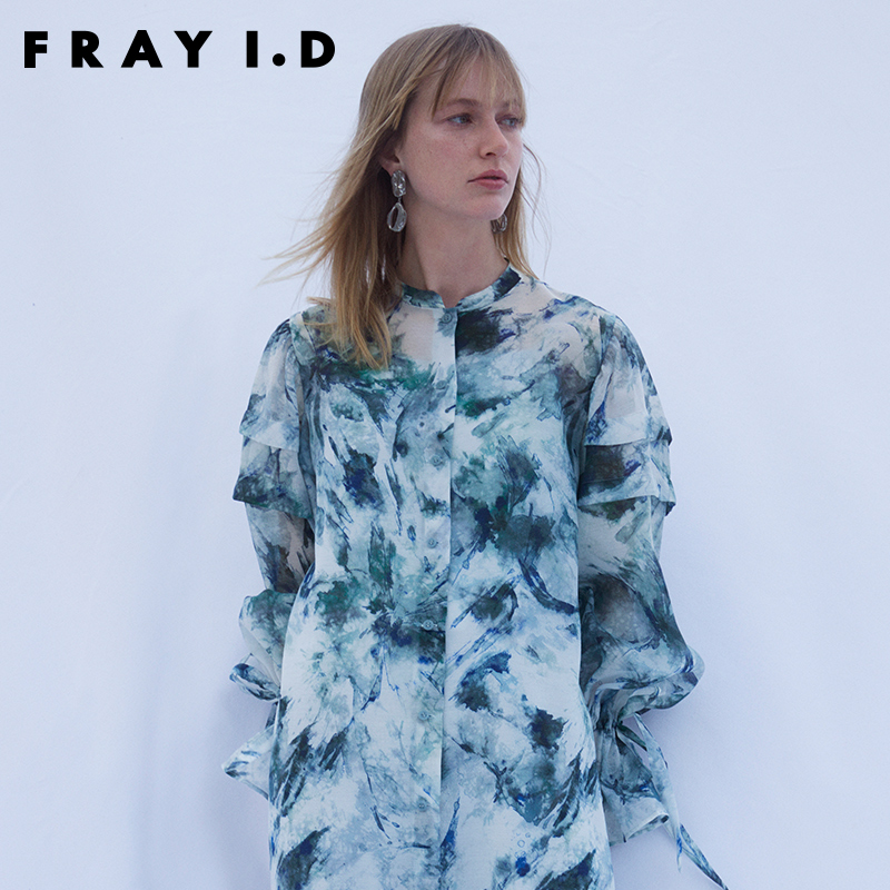 FRAY I.D2023春夏百搭金属感吊坠耳夹耳饰FWGA231322
