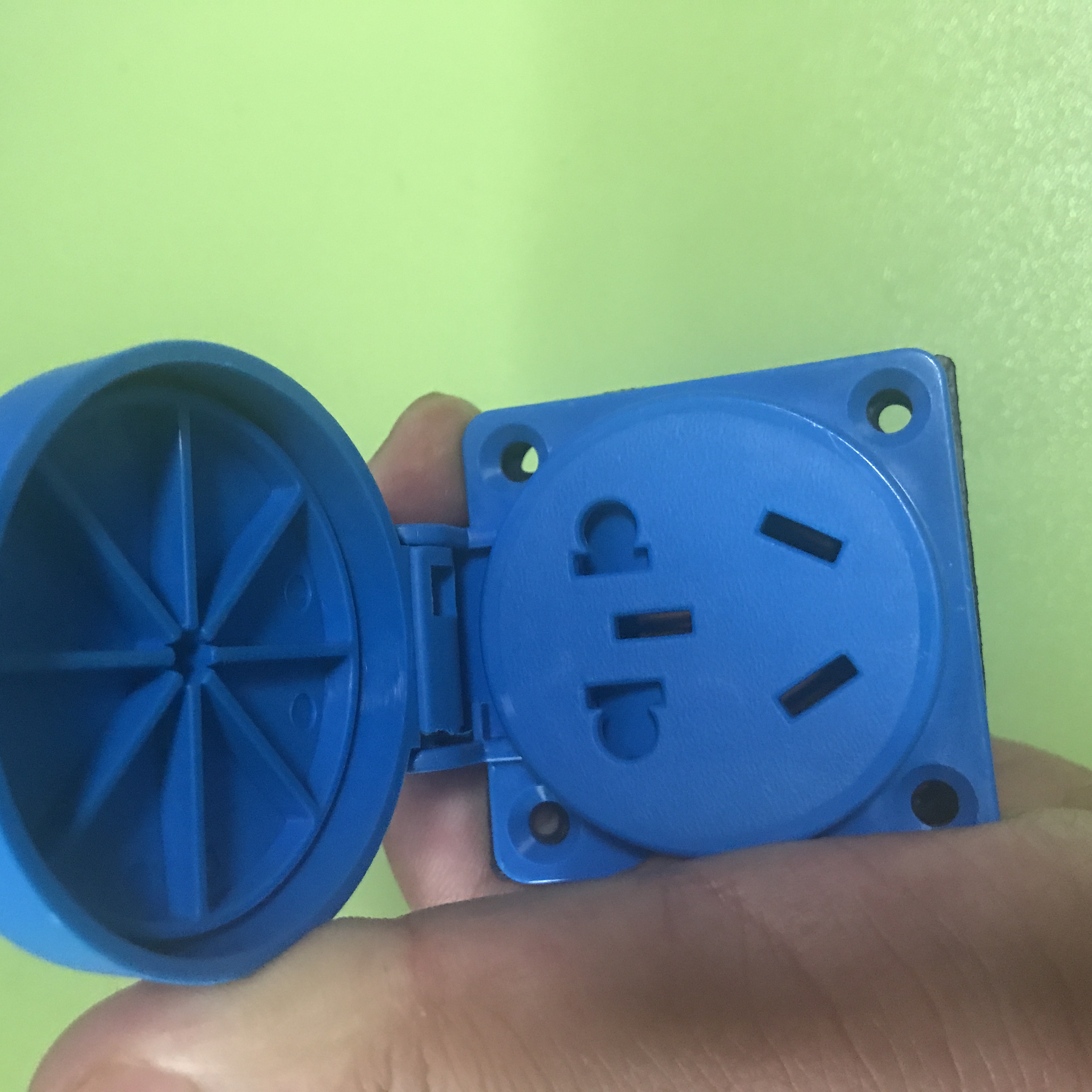 MNIEKNES民用插座电箱专用