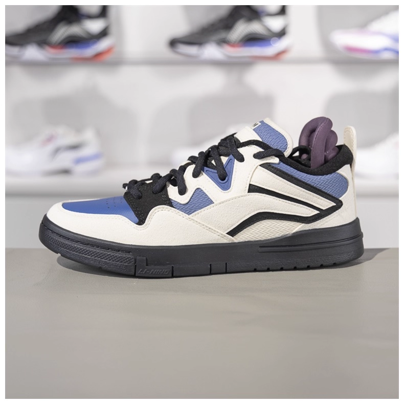 李宁惟吾PRO滑板文化鞋男子2024冬季新款时尚板鞋运动鞋AECU037