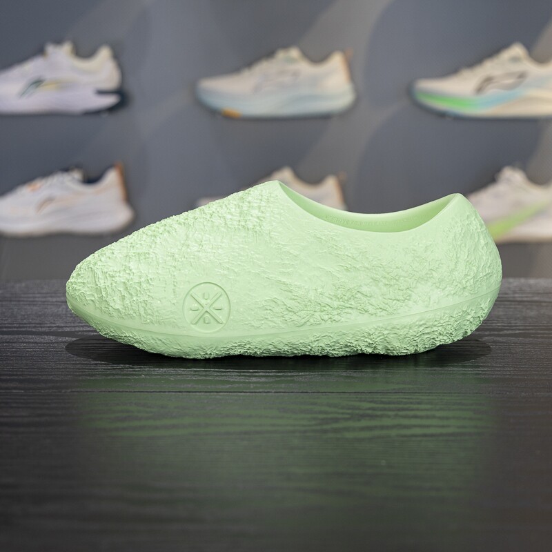 李宁韦德系列䨻科技篮球场下拖鞋男鞋2025新款一脚蹬鞋子ABTV009