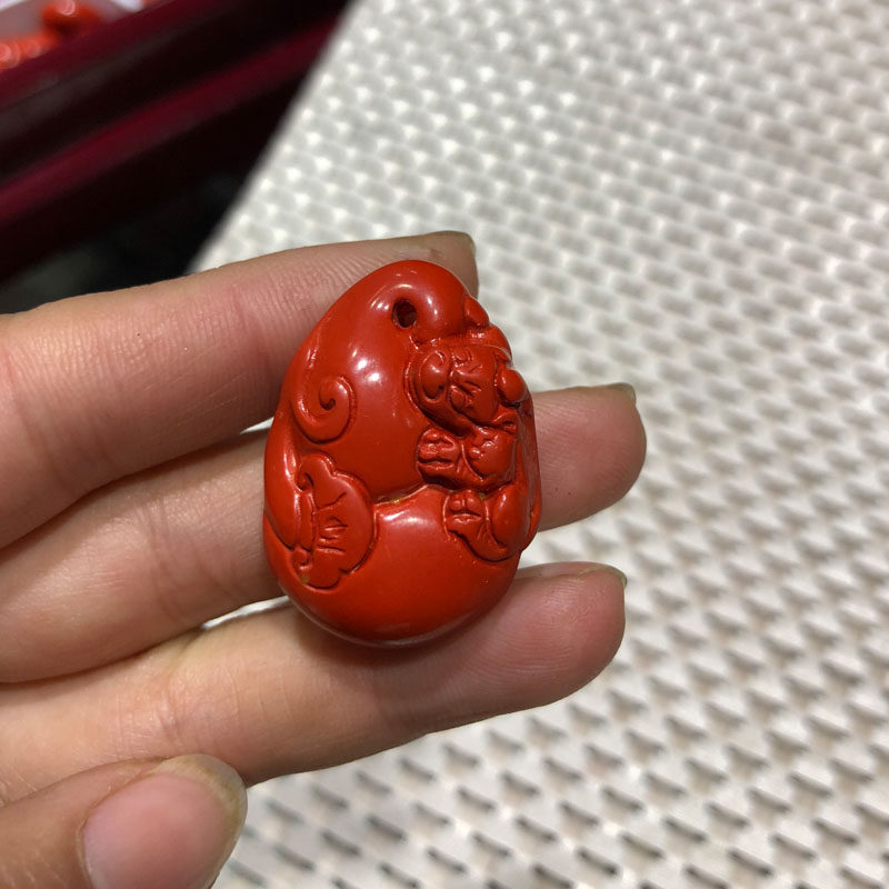 台湾高含量朱砂貔貅证书吊坠
