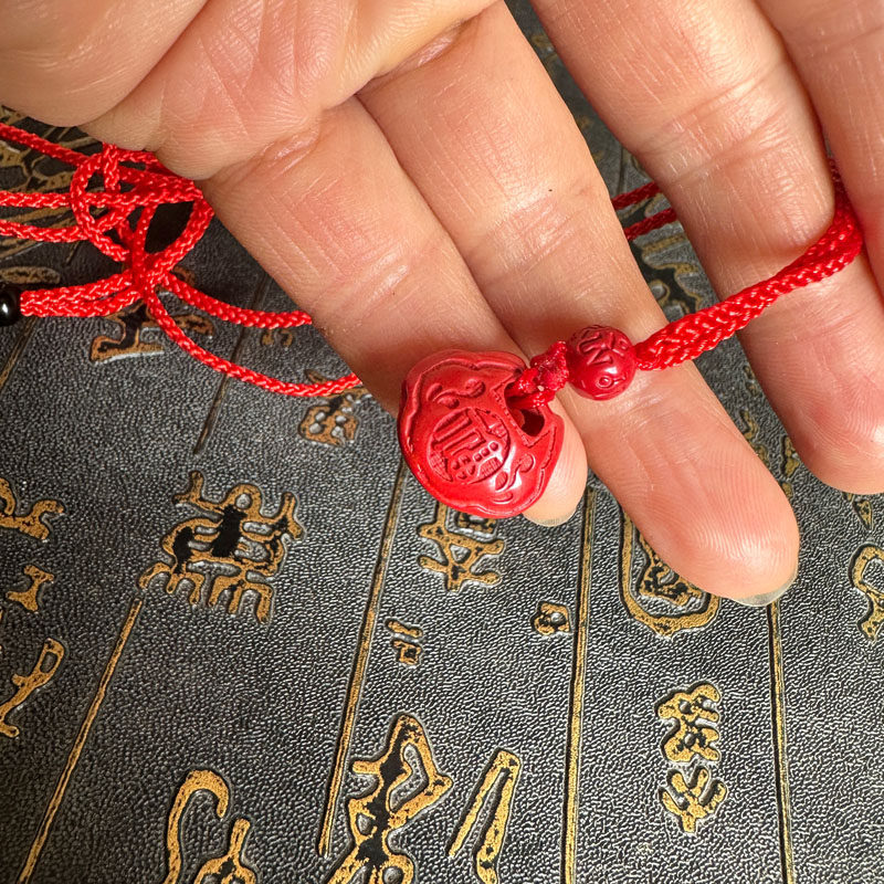 豁达客男女朱砂宝宝锁项链钥匙扣
