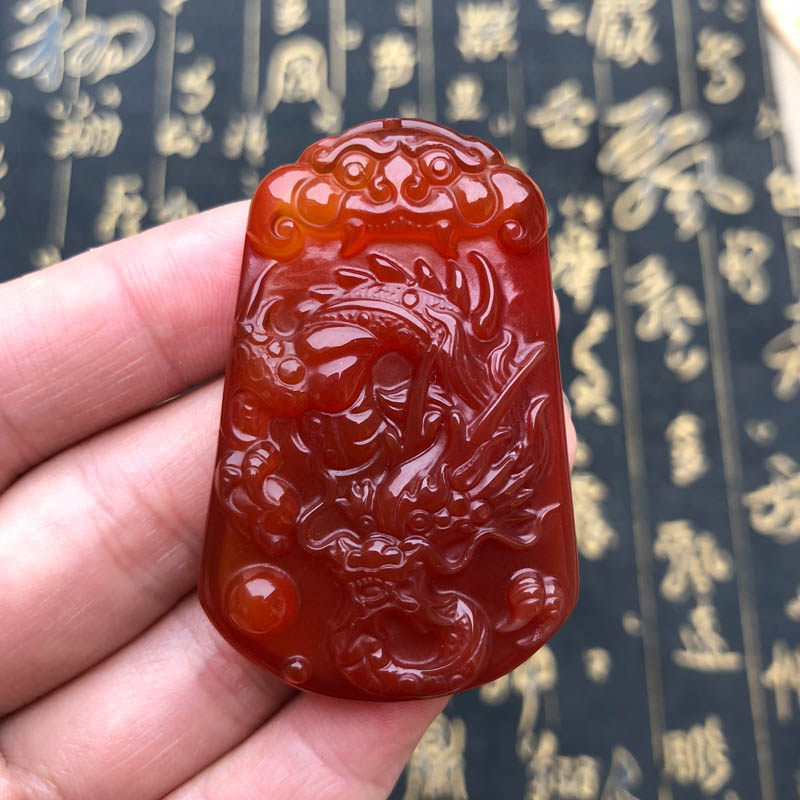 红玛瑙生肖开运玉佩龙吊坠送证书