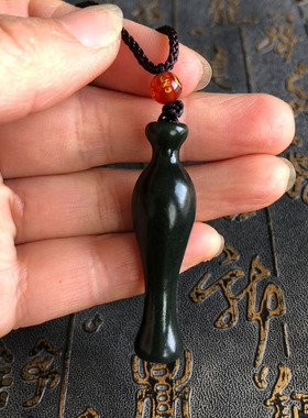 豁达客男女和田玉观音玉瓶挂件