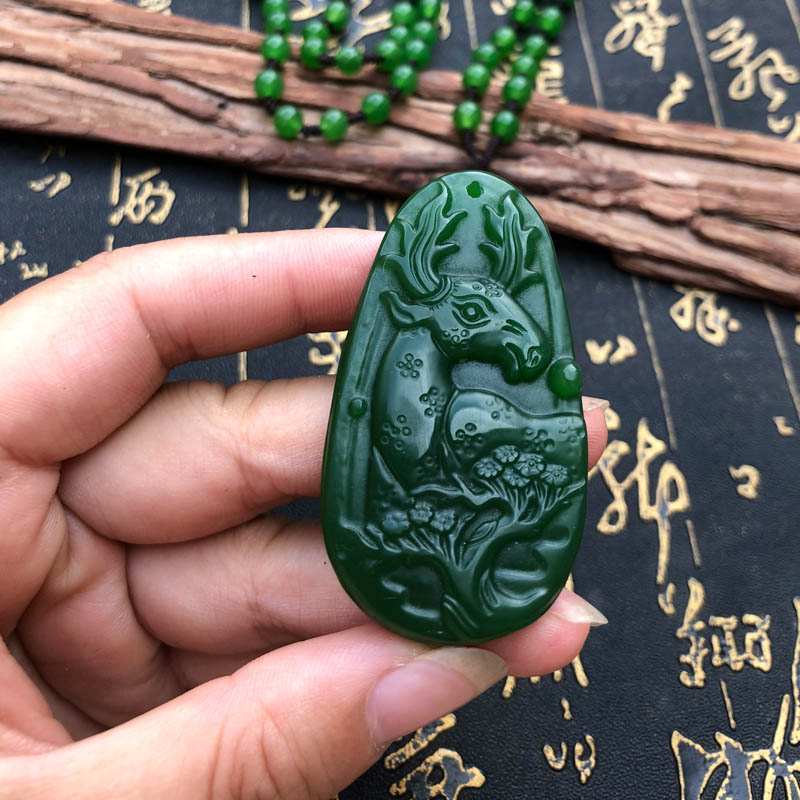 菠菜绿花开富贵鹿吊坠送证书