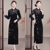 显瘦裙子2026新款 妈妈新中式 金丝绒改良旗袍连衣裙侧开叉气质长款