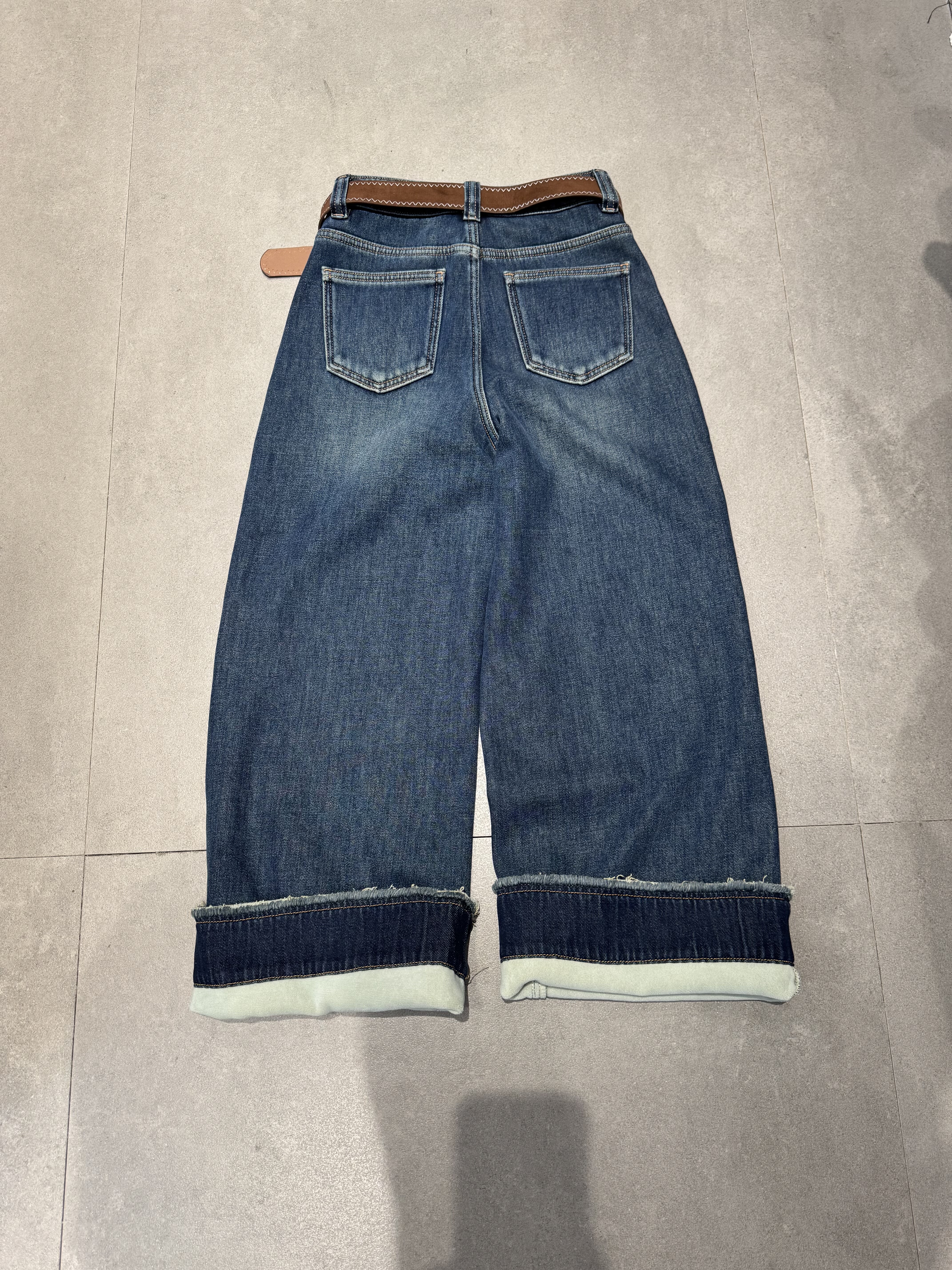 韩版加绒复古阔腿牛仔裤女2025冬季新款高腰宽松小个子窄版直筒裤